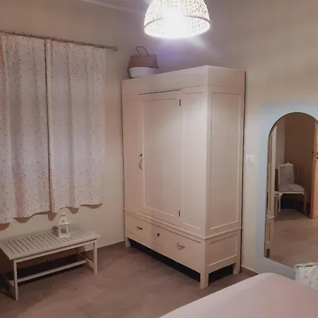 Casa Vacanze Maison Blanc אבולה